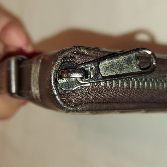 Bottega Veneta Brown Intrecciato Nappa leather zip around Wallet Organizer. - Picture 8 of 12